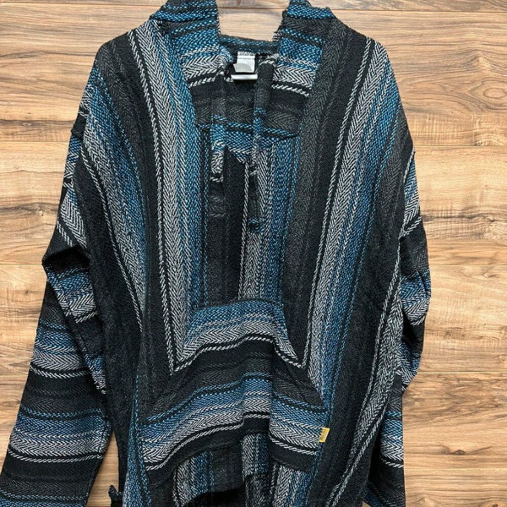 Molina hoodie size XL sweater